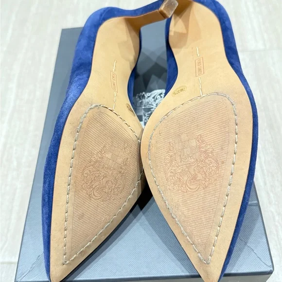 Vince Camuto Blue Suede Women's Heels Retsie size 7M Shoes - Picture 5 of 6